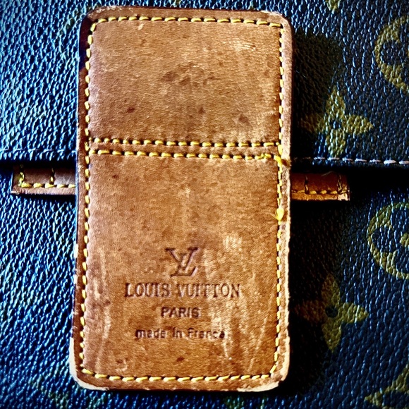 VINTAGE LV LAPTOP CLUTCH - Picture 7 of 8